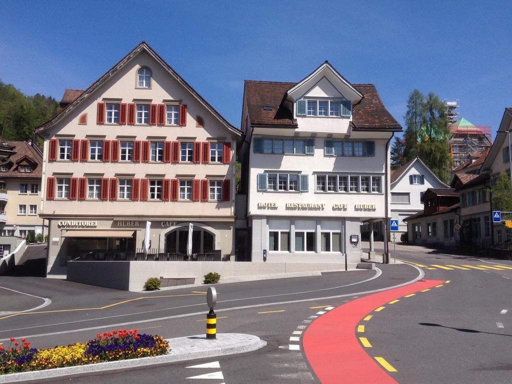 Cafe-Conditorei Hotel Huber Lichtensteig Luaran gambar