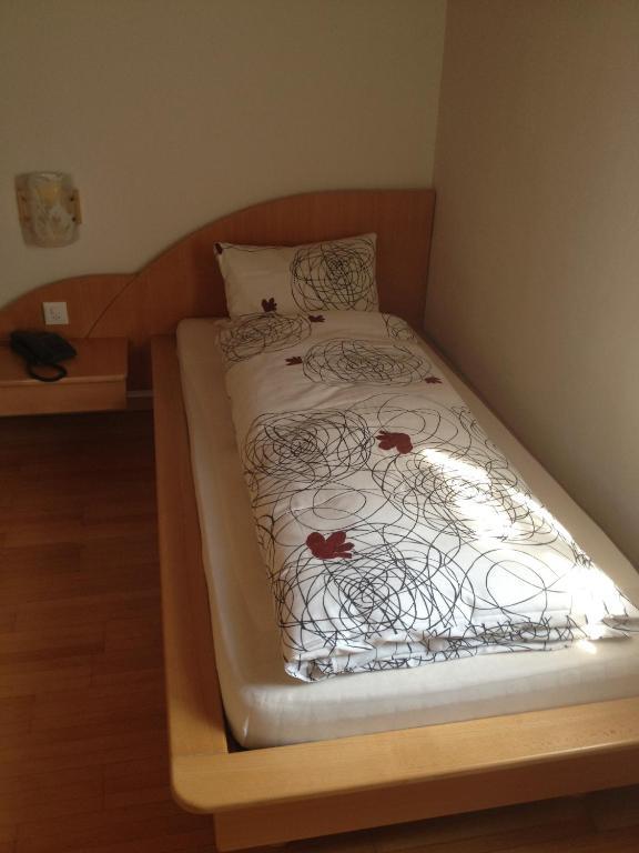 Cafe-Conditorei Hotel Huber Lichtensteig Bilik gambar